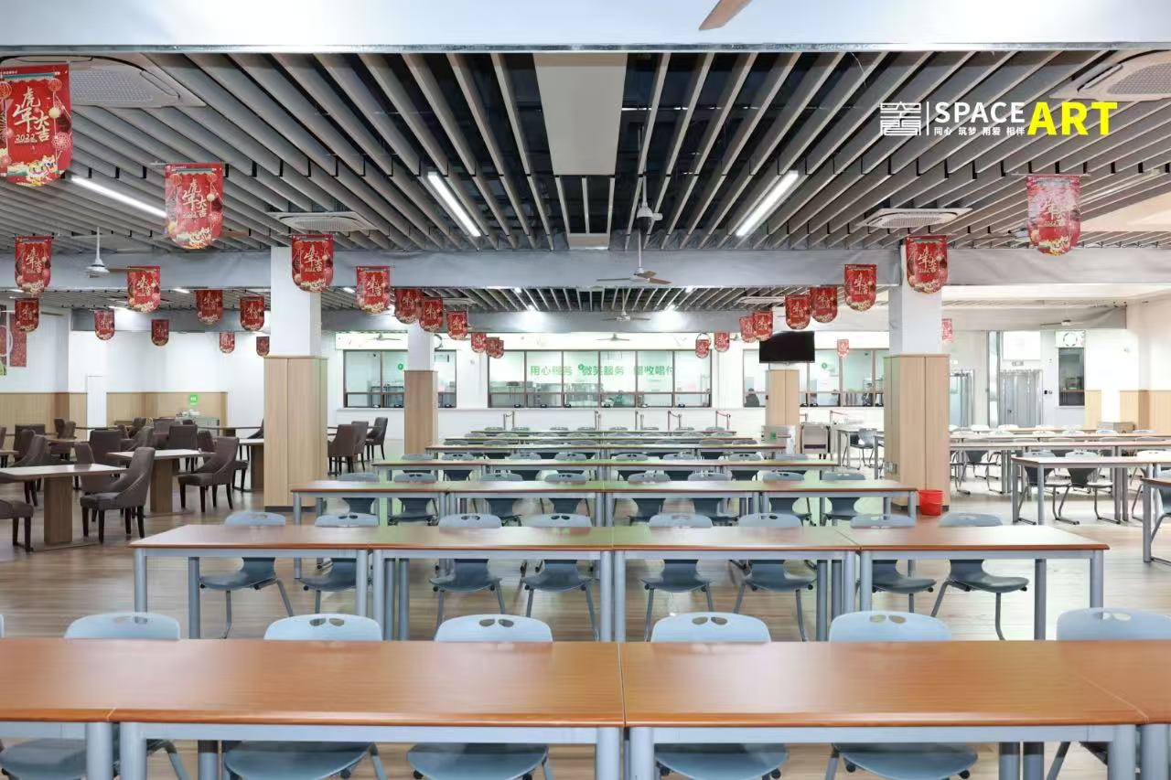 校园餐厅
